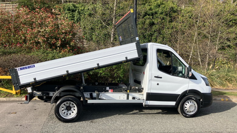 Ford Transit Chassis Cab Transit 470 L2 Diesel Rwd 2.0 EcoBlue 130ps Chassis Cab